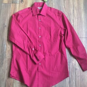 Van Heusen Fitted. Men’s Button Down